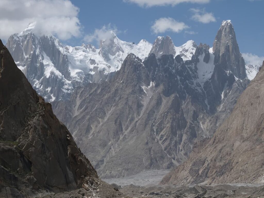 Ulhi Biaho BALTORO Tower