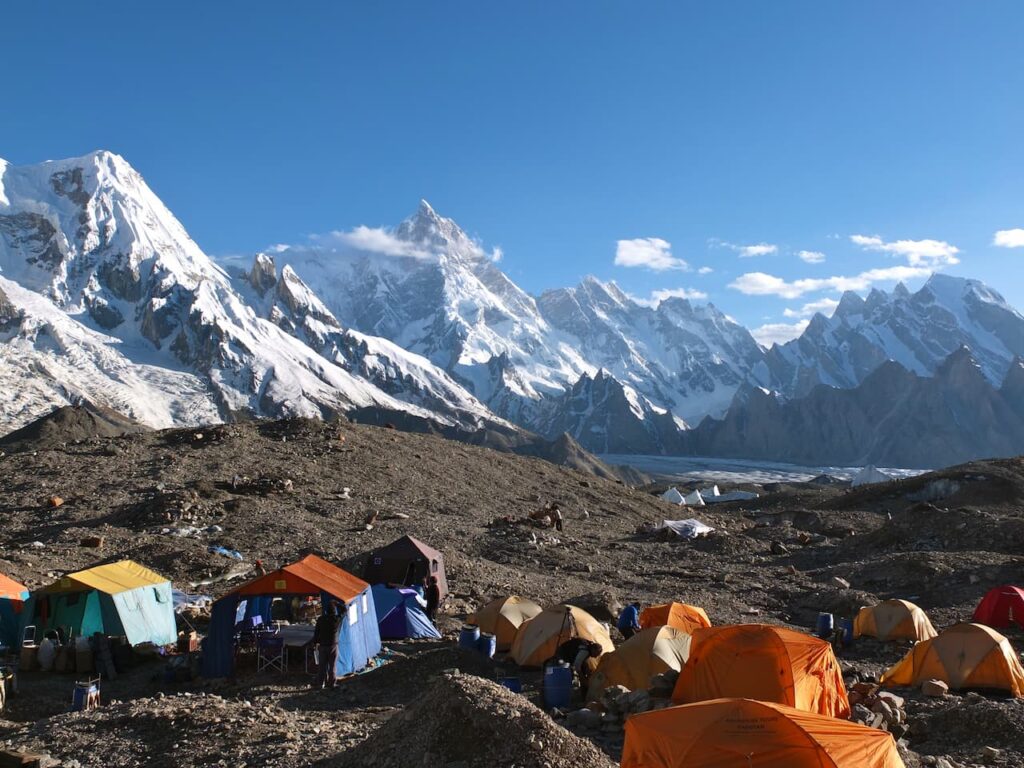 20 Masherbrum e Yermanen du Glacier from Goro camp 5th stages 1280x960